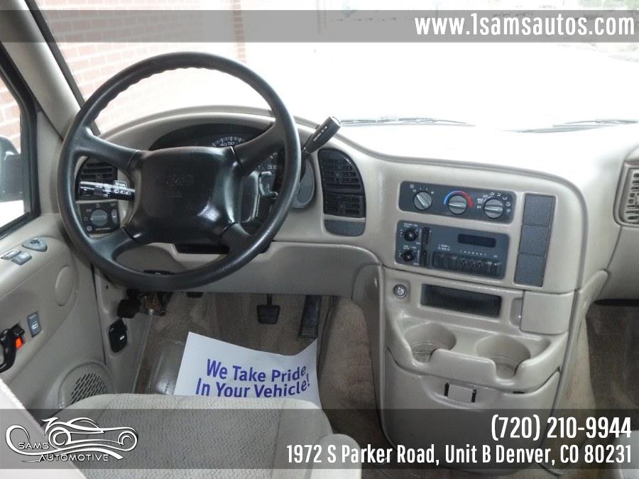 Used GMC Safari Passenger Ext 111" WB AWD 2005 | Sam's Automotive. Denver, Colorado Used GMC Safari Passenger Ext 111" WB AWD 2005 | Sam's Automotive. Denver, Colorado