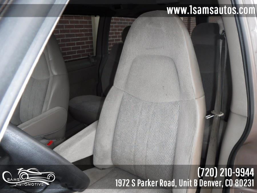 Used GMC Safari Passenger Ext 111" WB AWD 2005 | Sam's Automotive. Denver, Colorado Used GMC Safari Passenger Ext 111" WB AWD 2005 | Sam's Automotive. Denver, Colorado