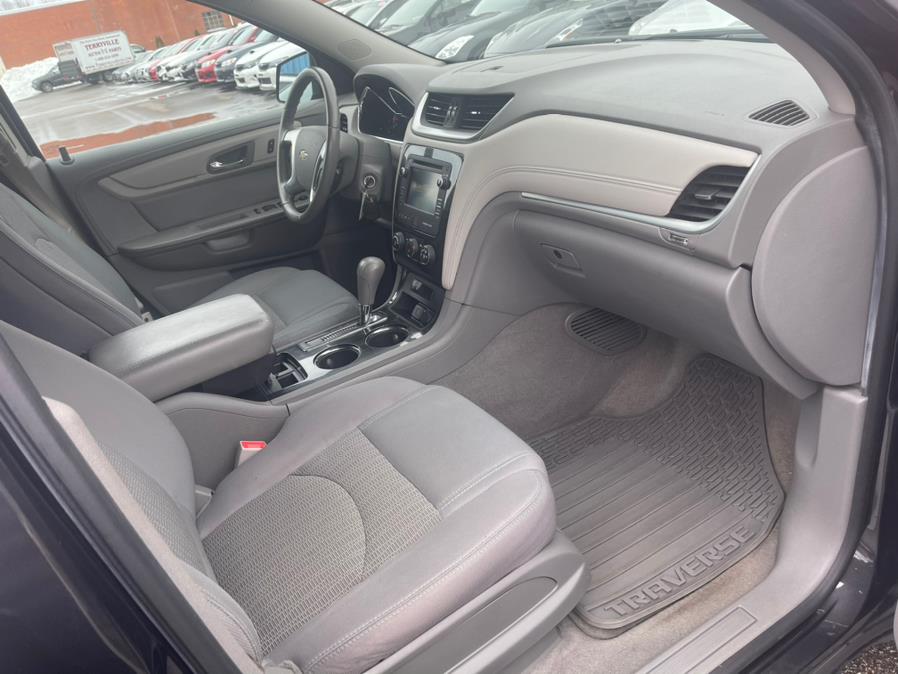 Used Chevrolet Traverse FWD 4dr LT w/1LT 2016 | Mike And Tony Auto Sales, Inc. South Windsor, Connecticut Used Chevrolet Traverse FWD 4dr LT w/1LT 2016 | Mike And Tony Auto Sales, Inc. South Windsor, Connecticut