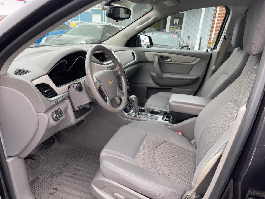 Used Chevrolet Traverse FWD 4dr LT w/1LT 2016 | Mike And Tony Auto Sales, Inc. South Windsor, Connecticut Used Chevrolet Traverse FWD 4dr LT w/1LT 2016 | Mike And Tony Auto Sales, Inc. South Windsor, Connecticut