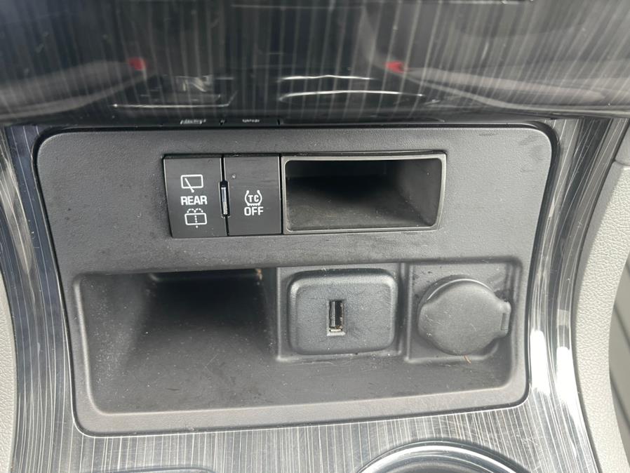 Used Chevrolet Traverse FWD 4dr LT w/1LT 2016 | Mike And Tony Auto Sales, Inc. South Windsor, Connecticut Used Chevrolet Traverse FWD 4dr LT w/1LT 2016 | Mike And Tony Auto Sales, Inc. South Windsor, Connecticut