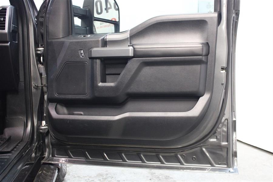 2016 Ford F150 XLT SUPERCREW, available for sale in Paterson, New Jersey | Fast Track Motors. Paterson, New Jersey 2016 Ford F150 XLT SUPERCREW, available for sale in Paterson, New Jersey | Fast Track Motors. Paterson, New Jersey