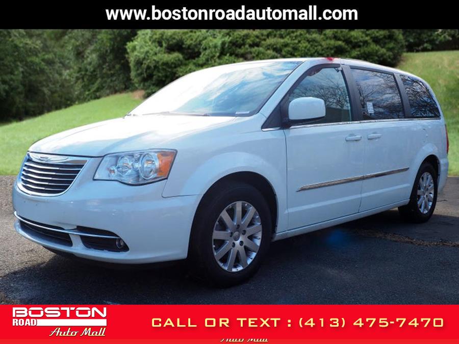 2016 Chrysler Town & Country Touring, available for sale in Springfield, Massachusetts | Boston Road Auto. Springfield, Massachusetts