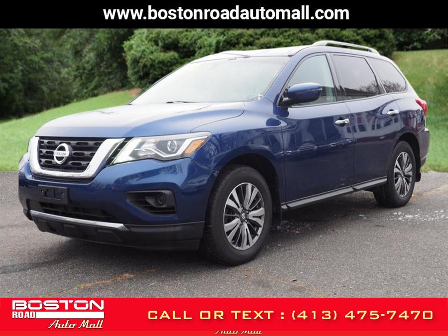 2017 Nissan Pathfinder PLATINUM 4WD, available for sale in Springfield, Massachusetts | Boston Road Auto. Springfield, Massachusetts