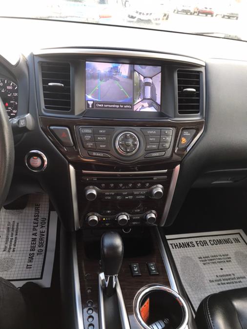 Used Nissan Pathfinder 4WD 4dr SV 2016 | Affordable Motors Inc. Bridgeport, Connecticut Used Nissan Pathfinder 4WD 4dr SV 2016 | Affordable Motors Inc. Bridgeport, Connecticut