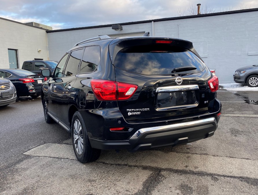Used Nissan Pathfinder FWD SL 2019 | Inman Motors Sales. Medford, Massachusetts Used Nissan Pathfinder FWD SL 2019 | Inman Motors Sales. Medford, Massachusetts