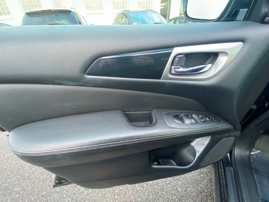 Used Nissan Pathfinder FWD SL 2019 | Inman Motors Sales. Medford, Massachusetts Used Nissan Pathfinder FWD SL 2019 | Inman Motors Sales. Medford, Massachusetts