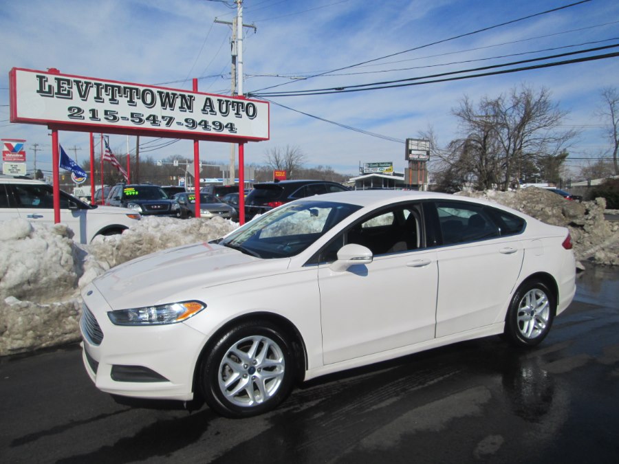 2014 Ford Fusion 4dr Sdn SE FWD, available for sale in Levittown, Pennsylvania | Levittown Auto. Levittown, Pennsylvania