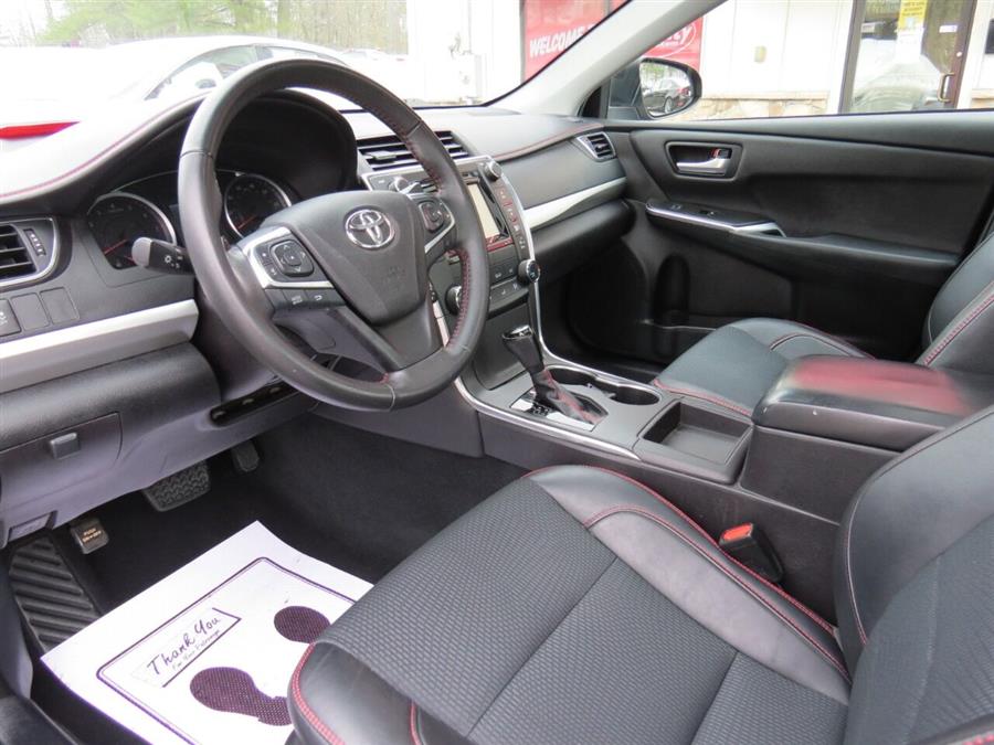 Used Toyota Camry SE 4dr Sedan 2017 | Lake City Exports Inc. Auburn, Maine Used Toyota Camry SE 4dr Sedan 2017 | Lake City Exports Inc. Auburn, Maine