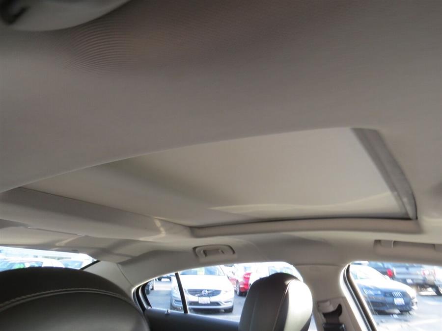 Used Buick Lacrosse Leather AWD 4dr Sedan 2014 | Lake City Exports Inc. Auburn, Maine Used Buick Lacrosse Leather AWD 4dr Sedan 2014 | Lake City Exports Inc. Auburn, Maine