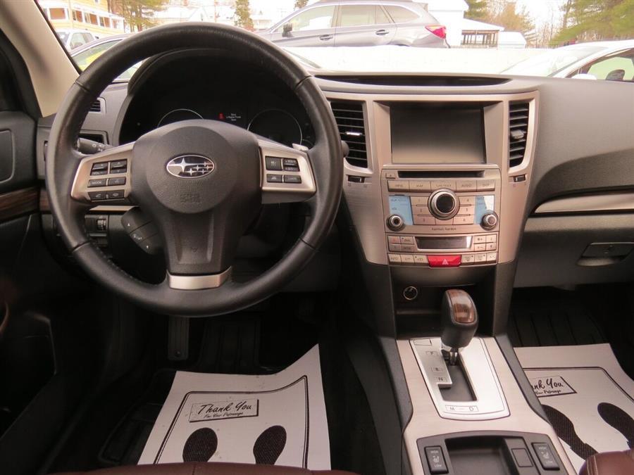 Used Subaru Outback 2.5i Limited AWD 4dr Wagon 2014 | Lake City Exports Inc. Auburn, Maine Used Subaru Outback 2.5i Limited AWD 4dr Wagon 2014 | Lake City Exports Inc. Auburn, Maine