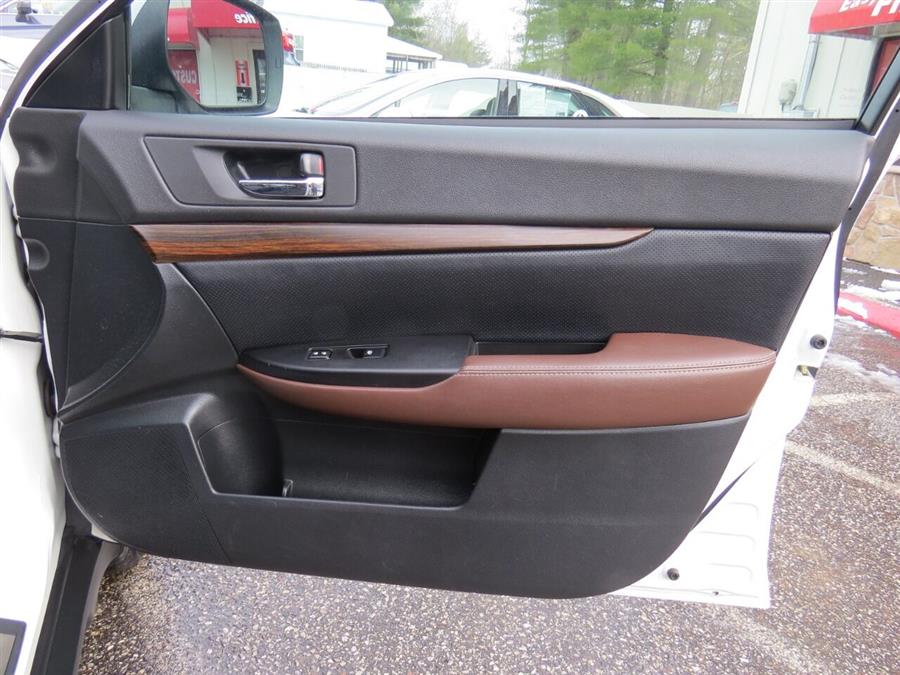 Used Subaru Outback 2.5i Limited AWD 4dr Wagon 2014 | Lake City Exports Inc. Auburn, Maine Used Subaru Outback 2.5i Limited AWD 4dr Wagon 2014 | Lake City Exports Inc. Auburn, Maine