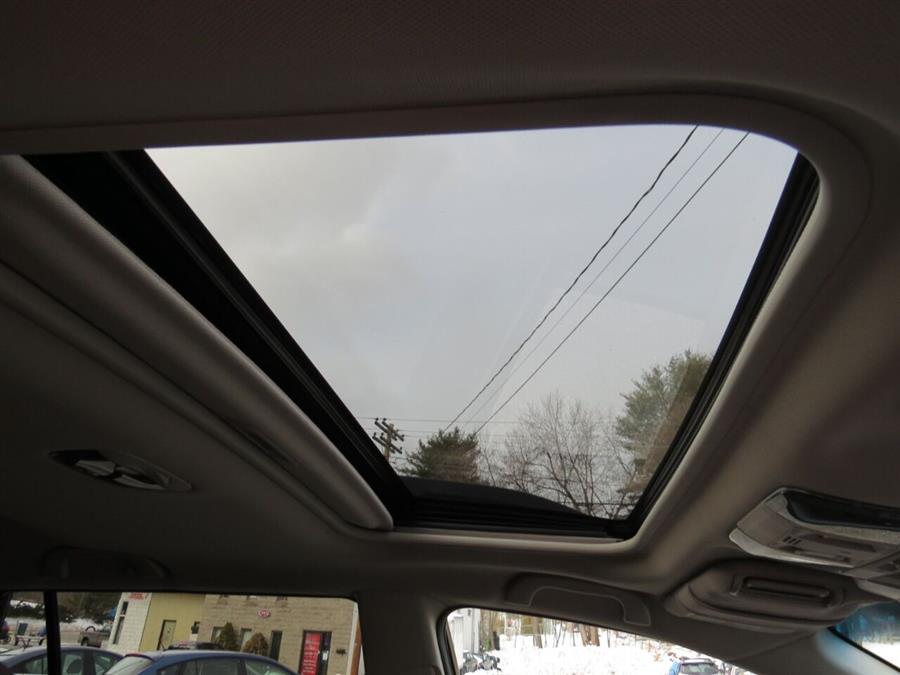 Used Subaru Outback 2.5i Limited AWD 4dr Wagon 2014 | Lake City Exports Inc. Auburn, Maine Used Subaru Outback 2.5i Limited AWD 4dr Wagon 2014 | Lake City Exports Inc. Auburn, Maine