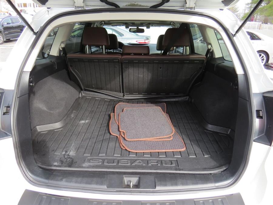 Used Subaru Outback 2.5i Limited AWD 4dr Wagon 2014 | Lake City Exports Inc. Auburn, Maine Used Subaru Outback 2.5i Limited AWD 4dr Wagon 2014 | Lake City Exports Inc. Auburn, Maine