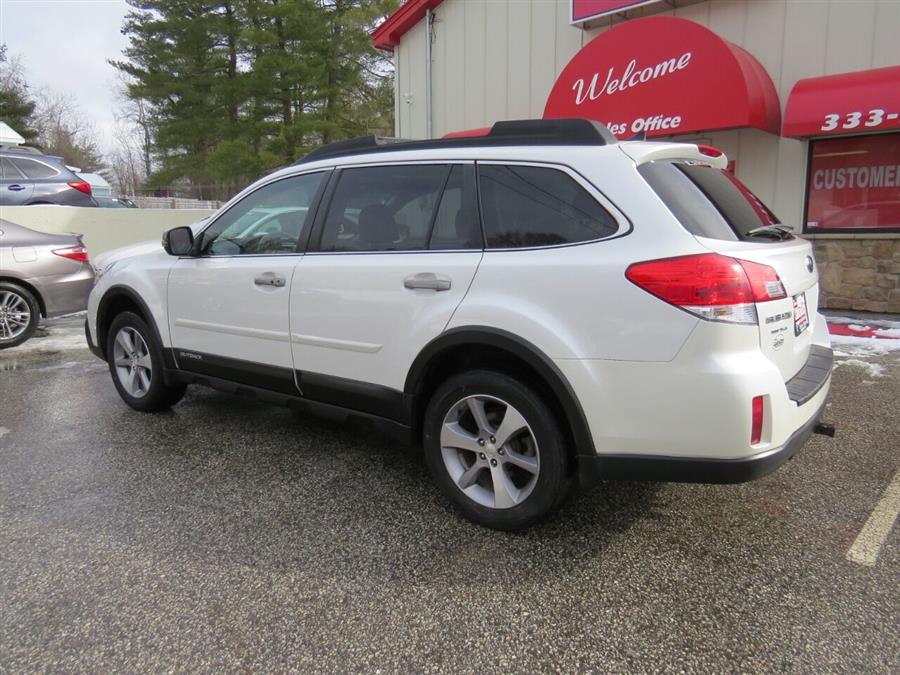 Used Subaru Outback 2.5i Limited AWD 4dr Wagon 2014 | Lake City Exports Inc. Auburn, Maine Used Subaru Outback 2.5i Limited AWD 4dr Wagon 2014 | Lake City Exports Inc. Auburn, Maine