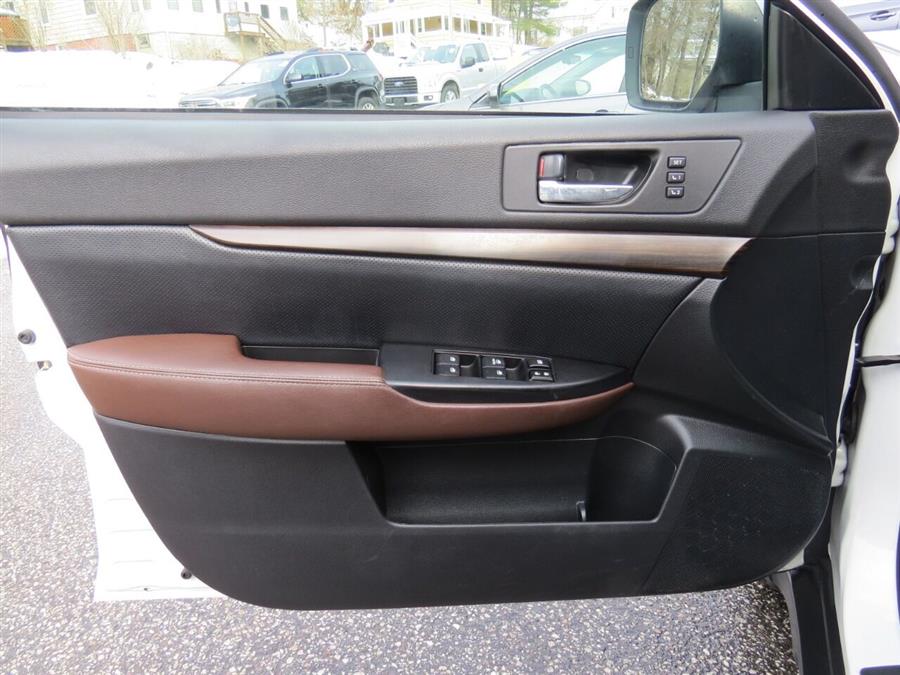 Used Subaru Outback 2.5i Limited AWD 4dr Wagon 2014 | Lake City Exports Inc. Auburn, Maine Used Subaru Outback 2.5i Limited AWD 4dr Wagon 2014 | Lake City Exports Inc. Auburn, Maine