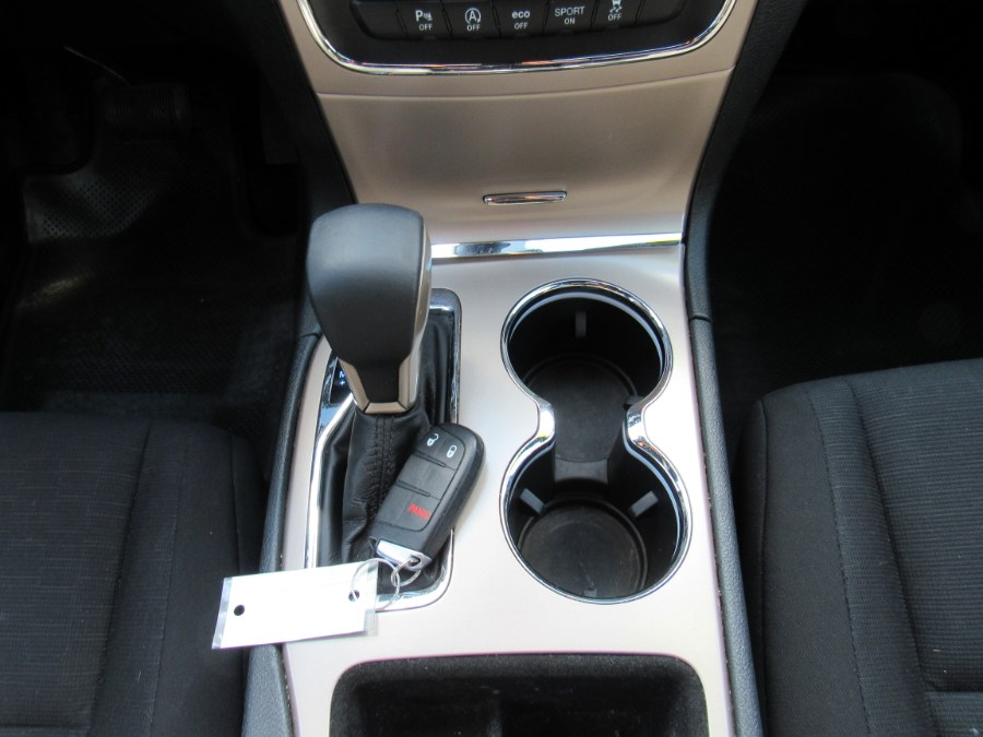 2017 Jeep Grand Cherokee Laredo ALTITUDE, available for sale in Worcester, Massachusetts | Hilario's Auto Sales Inc.. Worcester, Massachusetts 2017 Jeep Grand Cherokee Laredo ALTITUDE, available for sale in Worcester, Massachusetts | Hilario's Auto Sales Inc.. Worcester, Massachusetts