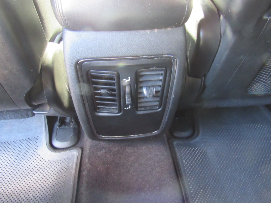 2017 Jeep Grand Cherokee Laredo ALTITUDE, available for sale in Worcester, Massachusetts | Hilario's Auto Sales Inc.. Worcester, Massachusetts 2017 Jeep Grand Cherokee Laredo ALTITUDE, available for sale in Worcester, Massachusetts | Hilario's Auto Sales Inc.. Worcester, Massachusetts
