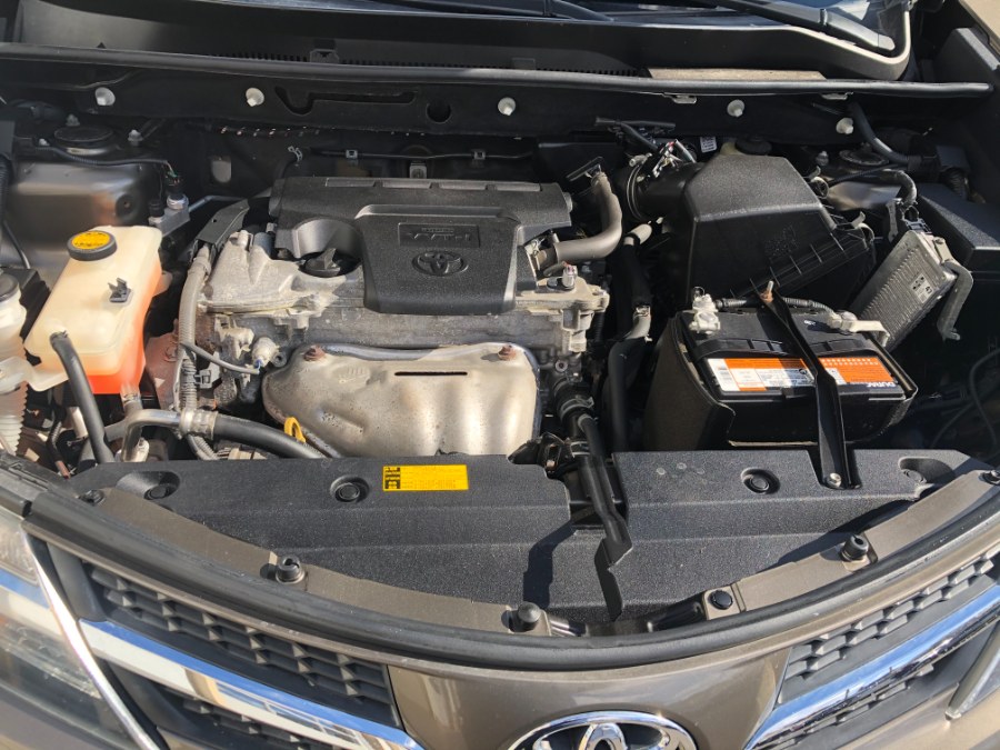 2015 Toyota RAV4 AWD 4dr XLE (Natl), available for sale in Bristol, Connecticut | Bristol Auto Center LLC. Bristol, Connecticut 2015 Toyota RAV4 AWD 4dr XLE (Natl), available for sale in Bristol, Connecticut | Bristol Auto Center LLC. Bristol, Connecticut