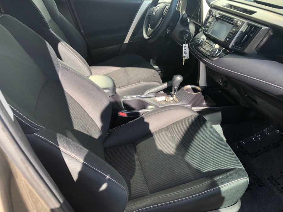 2015 Toyota RAV4 AWD 4dr XLE (Natl), available for sale in Bristol, Connecticut | Bristol Auto Center LLC. Bristol, Connecticut 2015 Toyota RAV4 AWD 4dr XLE (Natl), available for sale in Bristol, Connecticut | Bristol Auto Center LLC. Bristol, Connecticut