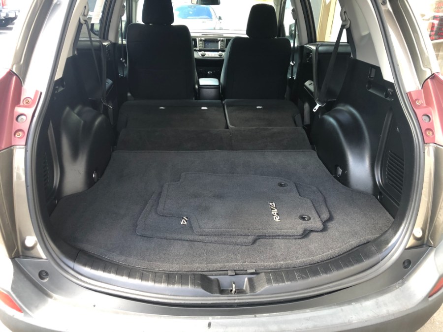 2015 Toyota RAV4 AWD 4dr XLE (Natl), available for sale in Bristol, Connecticut | Bristol Auto Center LLC. Bristol, Connecticut 2015 Toyota RAV4 AWD 4dr XLE (Natl), available for sale in Bristol, Connecticut | Bristol Auto Center LLC. Bristol, Connecticut