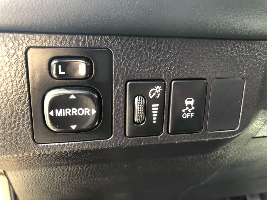 2015 Toyota RAV4 AWD 4dr XLE (Natl), available for sale in Bristol, Connecticut | Bristol Auto Center LLC. Bristol, Connecticut 2015 Toyota RAV4 AWD 4dr XLE (Natl), available for sale in Bristol, Connecticut | Bristol Auto Center LLC. Bristol, Connecticut