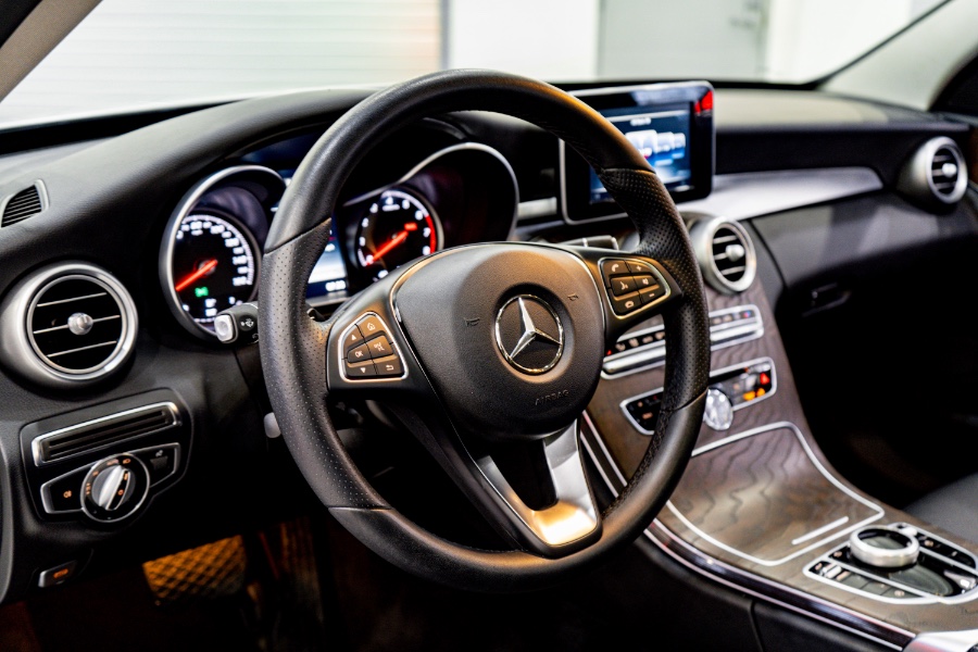 Used Mercedes-Benz C-Class C 300 4MATIC Sedan 2017 | Luxury Motor Club. Franklin Square, New York Used Mercedes-Benz C-Class C 300 4MATIC Sedan 2017 | Luxury Motor Club. Franklin Square, New York