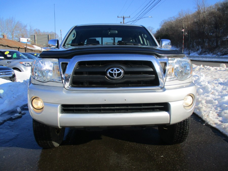 2007 Toyota Tacoma SR5 V6 4wd, available for sale in Meriden, Connecticut | Cos Central Auto. Meriden, Connecticut 2007 Toyota Tacoma SR5 V6 4wd, available for sale in Meriden, Connecticut | Cos Central Auto. Meriden, Connecticut