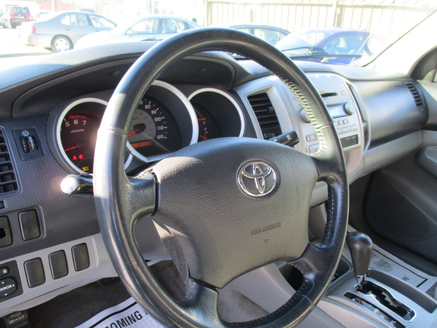 2007 Toyota Tacoma SR5 V6 4wd, available for sale in Meriden, Connecticut | Cos Central Auto. Meriden, Connecticut 2007 Toyota Tacoma SR5 V6 4wd, available for sale in Meriden, Connecticut | Cos Central Auto. Meriden, Connecticut