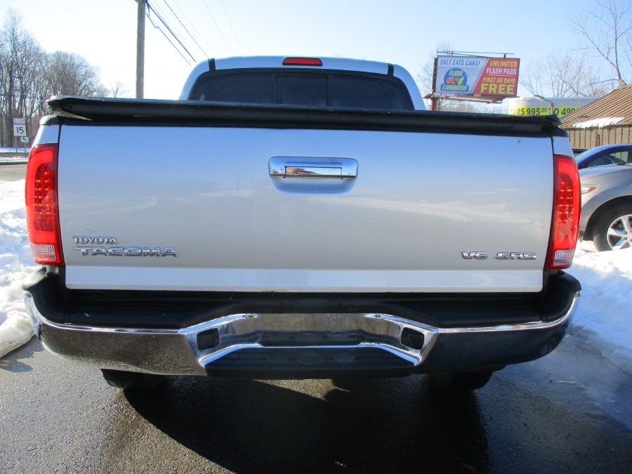 2007 Toyota Tacoma SR5 V6 4wd, available for sale in Meriden, Connecticut | Cos Central Auto. Meriden, Connecticut 2007 Toyota Tacoma SR5 V6 4wd, available for sale in Meriden, Connecticut | Cos Central Auto. Meriden, Connecticut