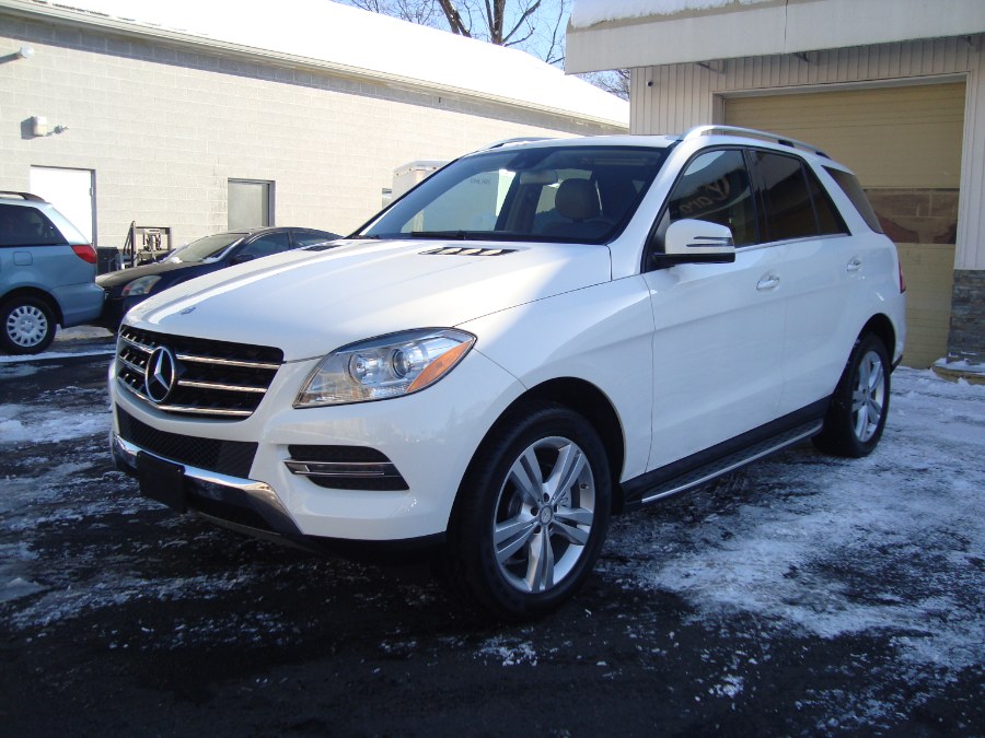2015 Mercedes-Benz M-Class 4MATIC 4dr ML350, available for sale in Manchester, Connecticut | Yara Motors. Manchester, Connecticut 2015 Mercedes-Benz M-Class 4MATIC 4dr ML350, available for sale in Manchester, Connecticut | Yara Motors. Manchester, Connecticut