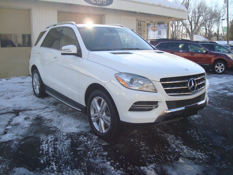 2015 Mercedes-Benz M-Class 4MATIC 4dr ML350, available for sale in Manchester, Connecticut | Yara Motors. Manchester, Connecticut