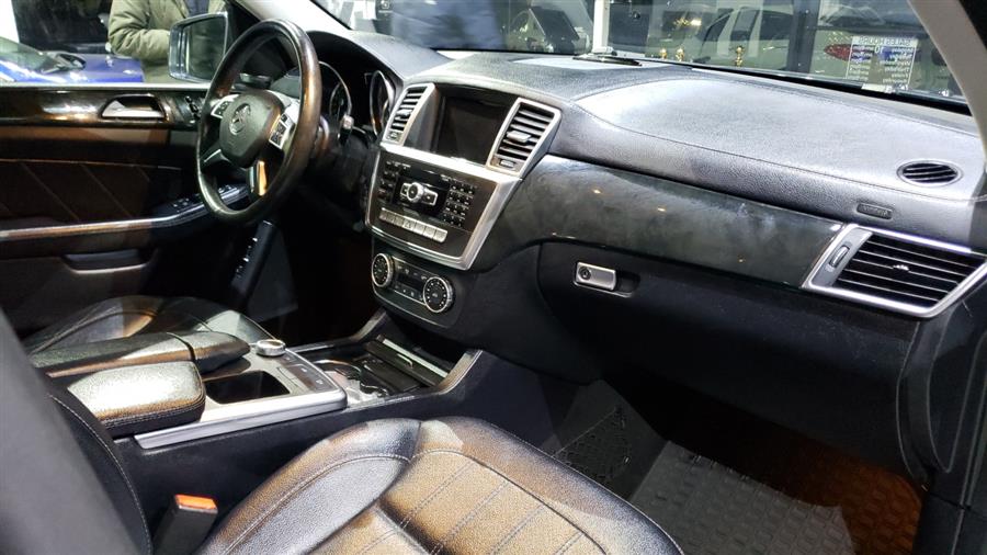 Used Mercedes-Benz GL-Class 4MATIC 4dr GL 450 2015 | Dream Car Gallery. Woodbury, New York Used Mercedes-Benz GL-Class 4MATIC 4dr GL 450 2015 | Dream Car Gallery. Woodbury, New York