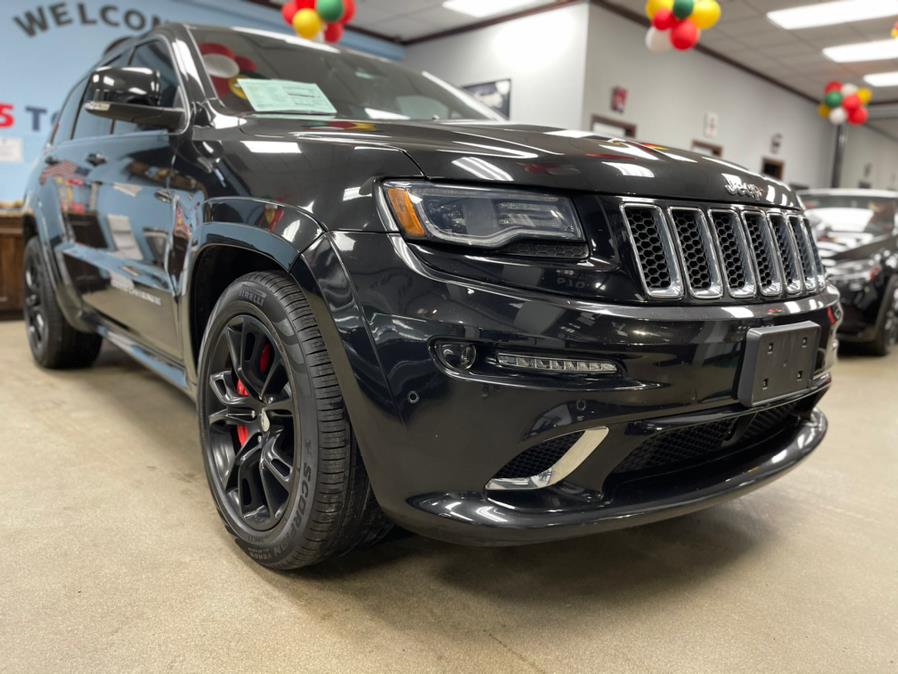 Used Jeep Grand Cherokee SRT 4WD 4dr SRT 2015 | 5 Towns Drive. Inwood, New York Used Jeep Grand Cherokee SRT 4WD 4dr SRT 2015 | 5 Towns Drive. Inwood, New York