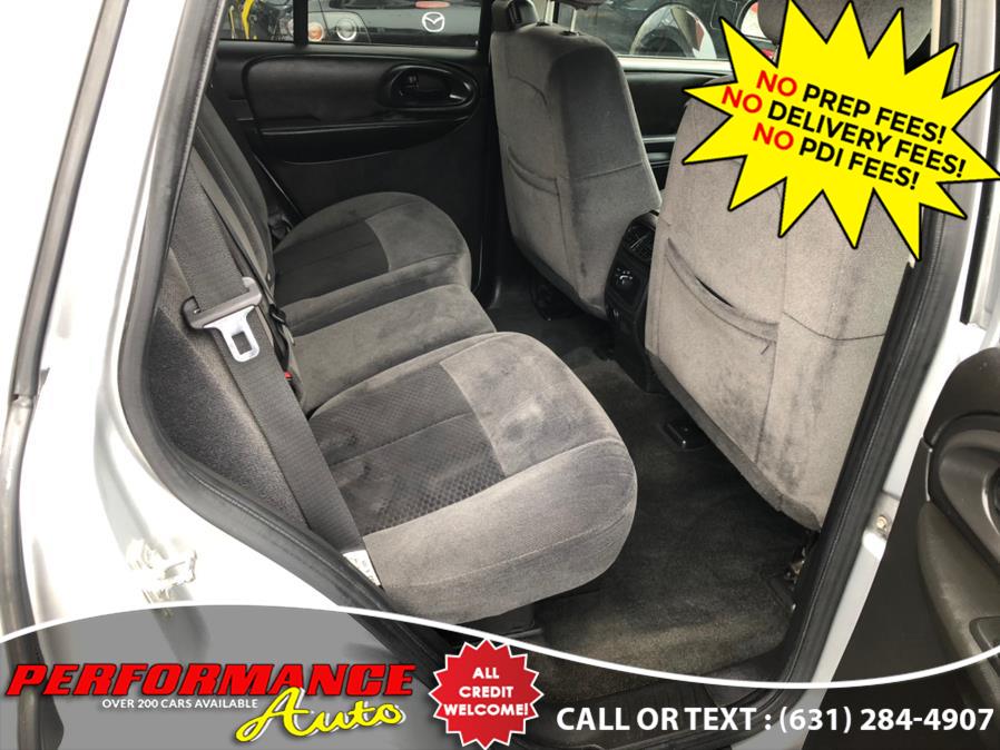2009 Chevrolet TrailBlazer 4WD 4dr LT w/1LT, available for sale in Bohemia, New York | Performance Auto Inc. Bohemia, New York 2009 Chevrolet TrailBlazer 4WD 4dr LT w/1LT, available for sale in Bohemia, New York | Performance Auto Inc. Bohemia, New York