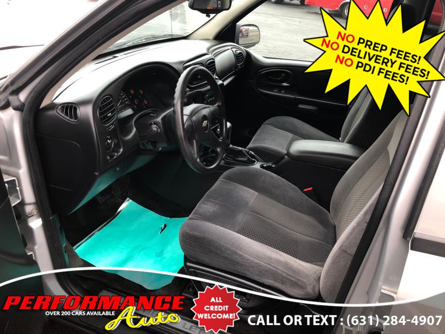 2009 Chevrolet TrailBlazer 4WD 4dr LT w/1LT, available for sale in Bohemia, New York | Performance Auto Inc. Bohemia, New York 2009 Chevrolet TrailBlazer 4WD 4dr LT w/1LT, available for sale in Bohemia, New York | Performance Auto Inc. Bohemia, New York