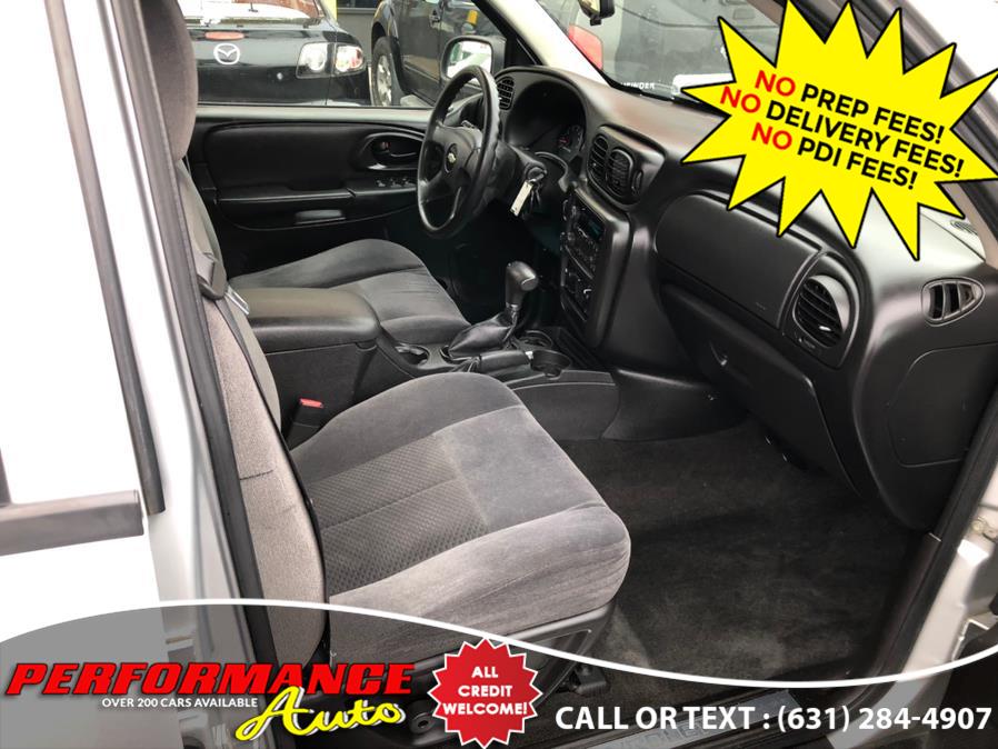 2009 Chevrolet TrailBlazer 4WD 4dr LT w/1LT, available for sale in Bohemia, New York | Performance Auto Inc. Bohemia, New York 2009 Chevrolet TrailBlazer 4WD 4dr LT w/1LT, available for sale in Bohemia, New York | Performance Auto Inc. Bohemia, New York