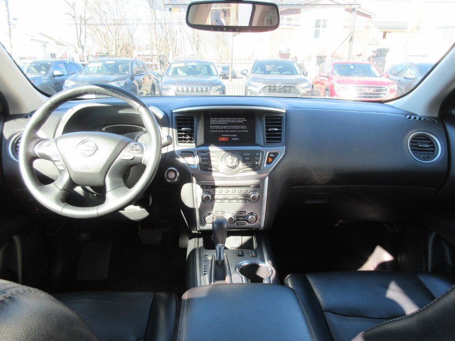 Used Nissan Pathfinder FWD SV 2019 | Route 27 Auto Mall. Linden, New Jersey Used Nissan Pathfinder FWD SV 2019 | Route 27 Auto Mall. Linden, New Jersey