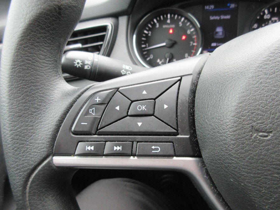 2018 Nissan Rogue AWD S, available for sale in Linden, New Jersey | Route 27 Auto Mall. Linden, New Jersey 2018 Nissan Rogue AWD S, available for sale in Linden, New Jersey | Route 27 Auto Mall. Linden, New Jersey