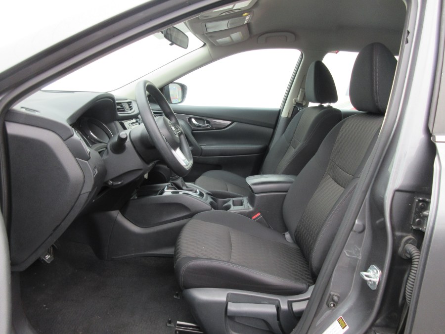 2018 Nissan Rogue AWD S, available for sale in Linden, New Jersey | Route 27 Auto Mall. Linden, New Jersey 2018 Nissan Rogue AWD S, available for sale in Linden, New Jersey | Route 27 Auto Mall. Linden, New Jersey