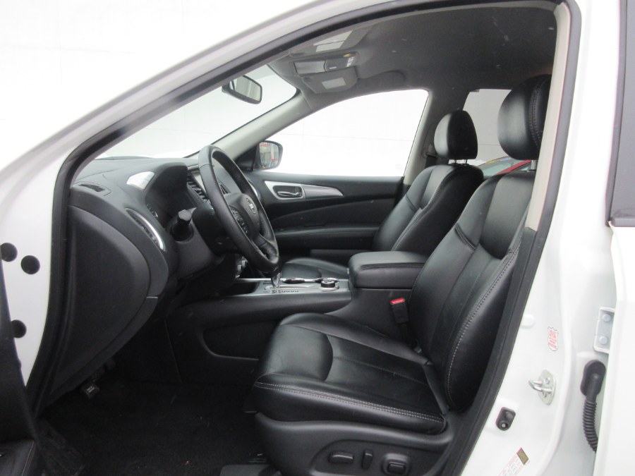 2019 Nissan Pathfinder 4x4 SL, available for sale in Linden, New Jersey | Route 27 Auto Mall. Linden, New Jersey 2019 Nissan Pathfinder 4x4 SL, available for sale in Linden, New Jersey | Route 27 Auto Mall. Linden, New Jersey