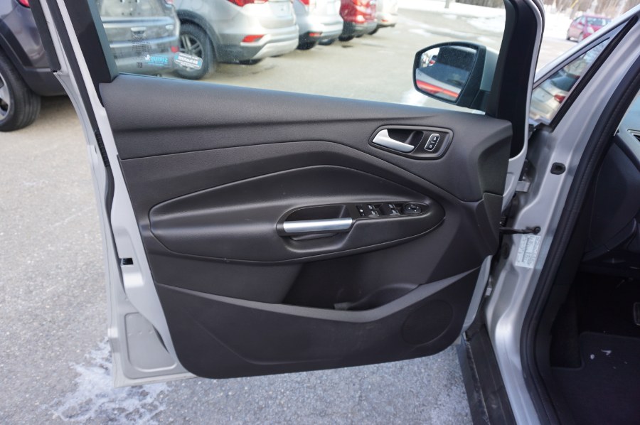Used Ford C-Max Energi SE FWD 2017 | Rockland Motor Company. Rockland, Maine Used Ford C-Max Energi SE FWD 2017 | Rockland Motor Company. Rockland, Maine