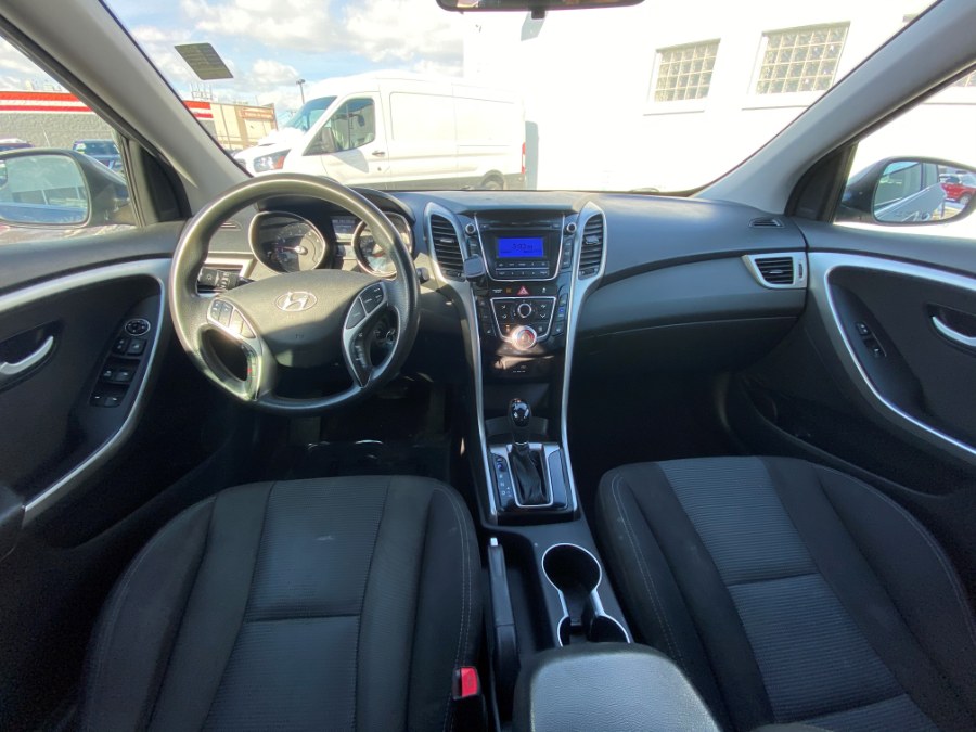 Used Hyundai Elantra GT 5dr HB Auto 2016 | Inman Motors Sales. Medford, Massachusetts Used Hyundai Elantra GT 5dr HB Auto 2016 | Inman Motors Sales. Medford, Massachusetts