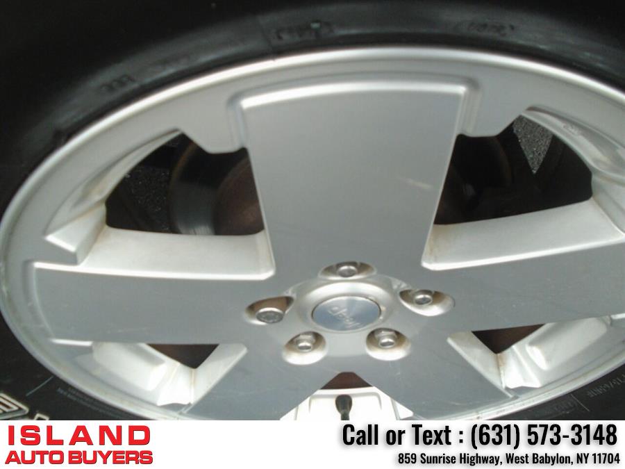 Used Jeep Wrangler Unlimited Sahara 4x4 4dr SUV 2010 | Island Auto Buyers. West Babylon, New York Used Jeep Wrangler Unlimited Sahara 4x4 4dr SUV 2010 | Island Auto Buyers. West Babylon, New York