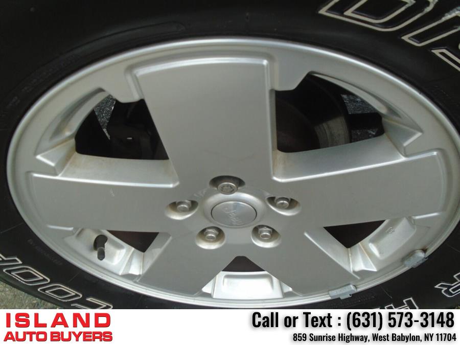 Used Jeep Wrangler Unlimited Sahara 4x4 4dr SUV 2010 | Island Auto Buyers. West Babylon, New York Used Jeep Wrangler Unlimited Sahara 4x4 4dr SUV 2010 | Island Auto Buyers. West Babylon, New York