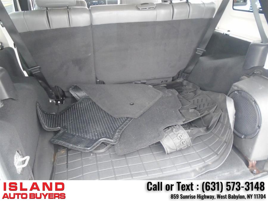 Used Jeep Wrangler Unlimited Sahara 4x4 4dr SUV 2010 | Island Auto Buyers. West Babylon, New York Used Jeep Wrangler Unlimited Sahara 4x4 4dr SUV 2010 | Island Auto Buyers. West Babylon, New York