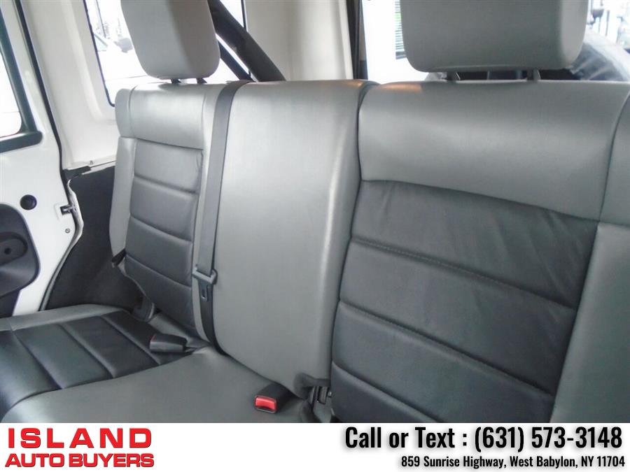 Used Jeep Wrangler Unlimited Sahara 4x4 4dr SUV 2010 | Island Auto Buyers. West Babylon, New York Used Jeep Wrangler Unlimited Sahara 4x4 4dr SUV 2010 | Island Auto Buyers. West Babylon, New York