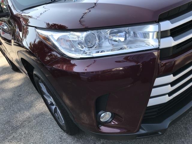 Used Toyota Highlander XLE 2017 | Hillside Auto Outlet. Jamaica, New York Used Toyota Highlander XLE 2017 | Hillside Auto Outlet. Jamaica, New York