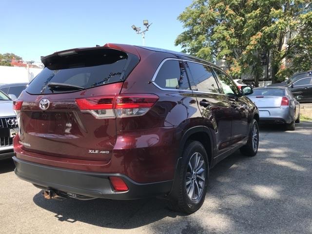 Used Toyota Highlander XLE 2017 | Hillside Auto Outlet. Jamaica, New York Used Toyota Highlander XLE 2017 | Hillside Auto Outlet. Jamaica, New York