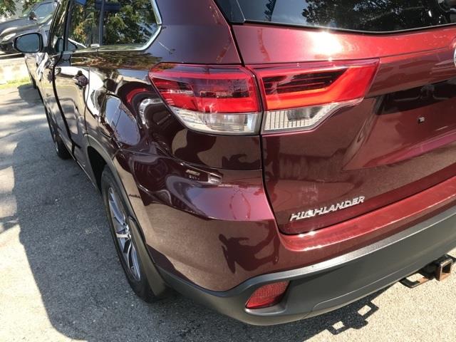 Used Toyota Highlander XLE 2017 | Hillside Auto Outlet. Jamaica, New York Used Toyota Highlander XLE 2017 | Hillside Auto Outlet. Jamaica, New York